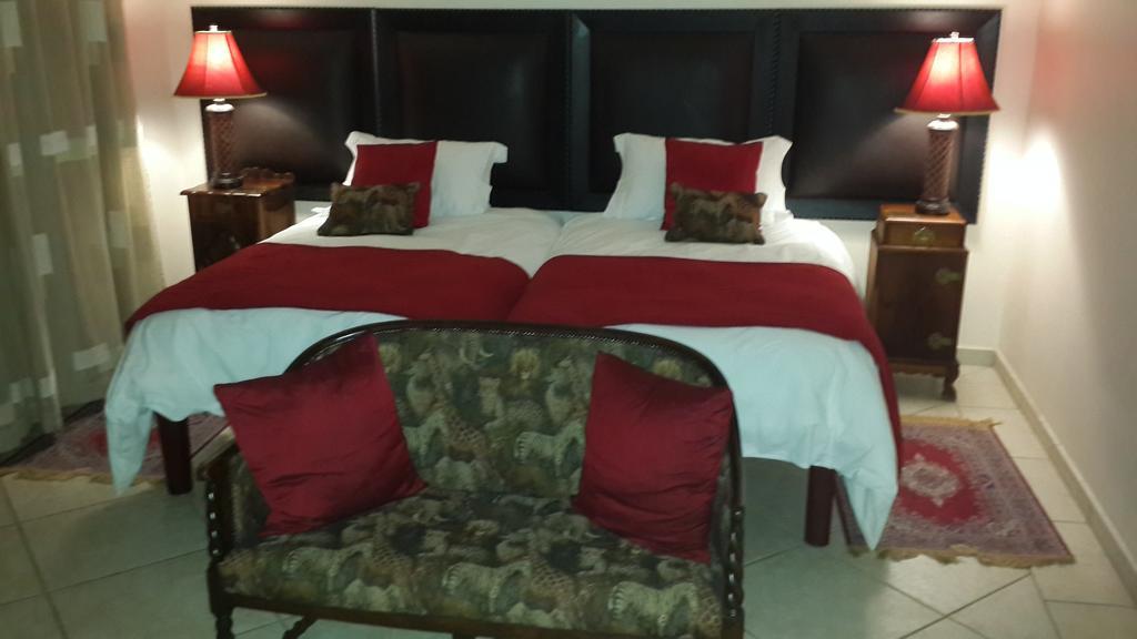 Magaliqua Guest House Noordheuwel Quarto foto